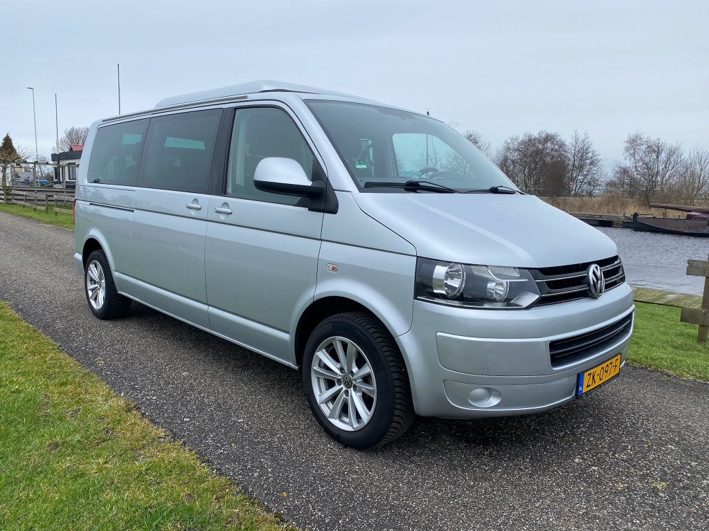 Volkswagen Transporter Caravelle Buscamper 2.0TDI 180pk 2011, Euro 5, Stof, 4 cilinders, 241 €/maand