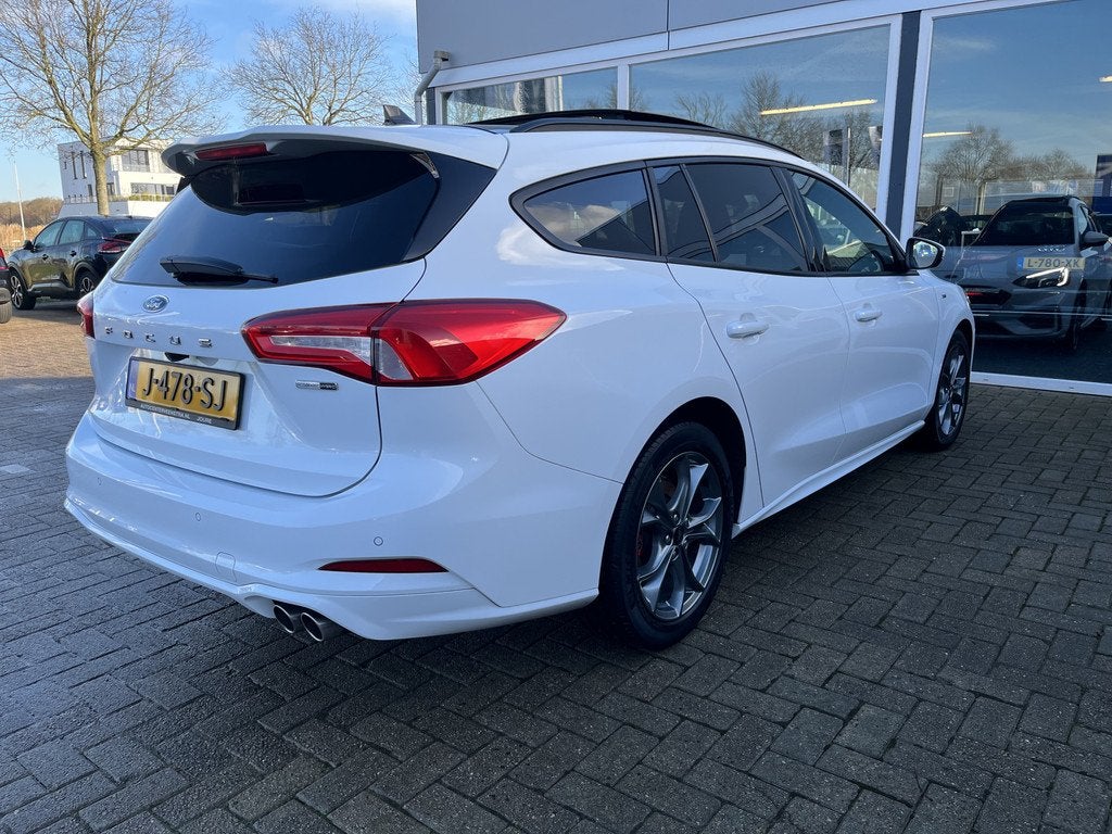 Ford FOCUS Wagon 1.0 EcoBoost Hybrid ST Line X Business 50%, Auto's, 125 pk, Gebruikt, Met garantie (alle), Wit
