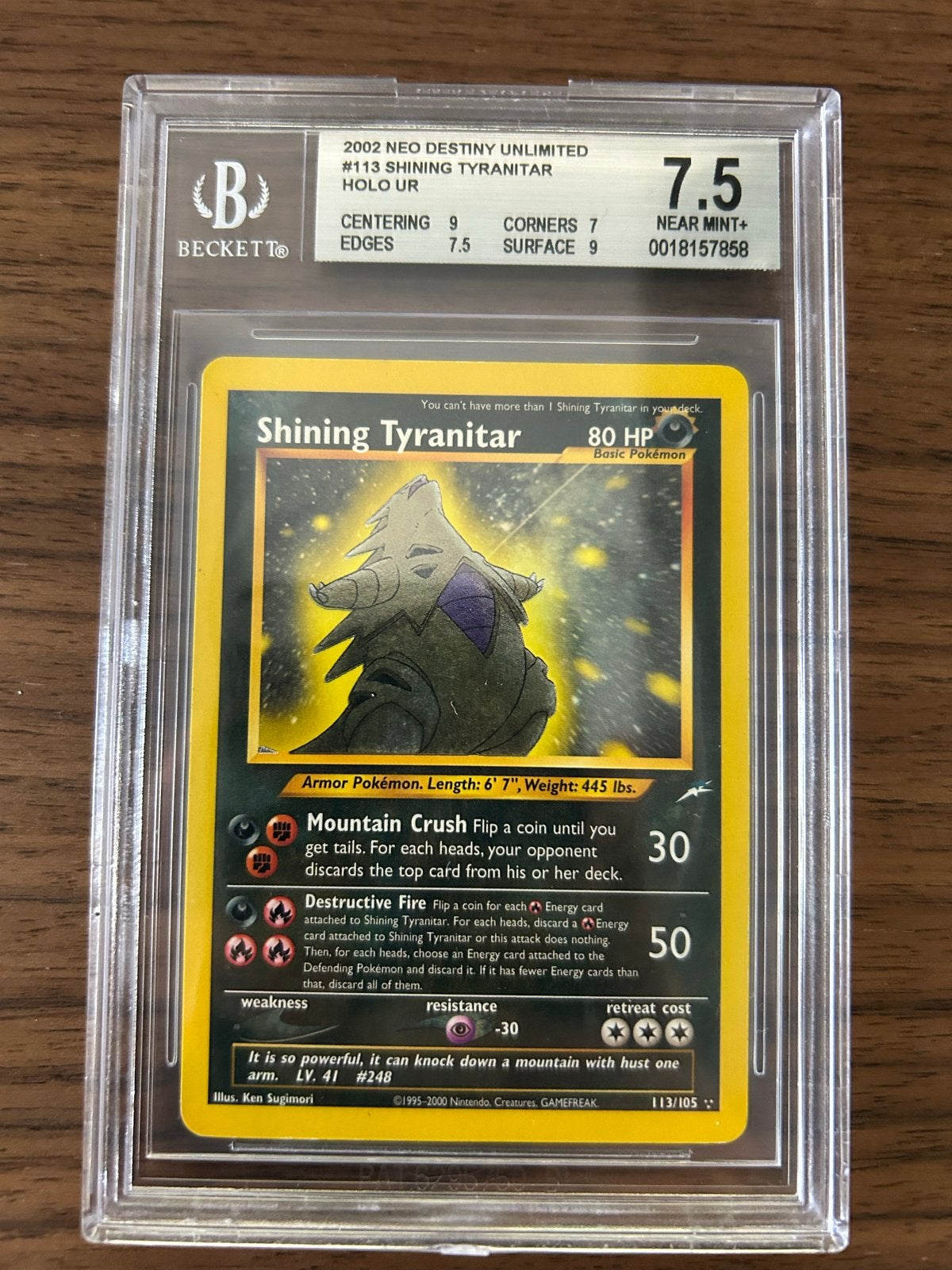 Shining Tyranitar #113 Neo Destiny Unlimited BGS 7.5, Hobby en Vrije tijd, Ophalen of Verzenden, Zo goed als nieuw, Losse kaart
