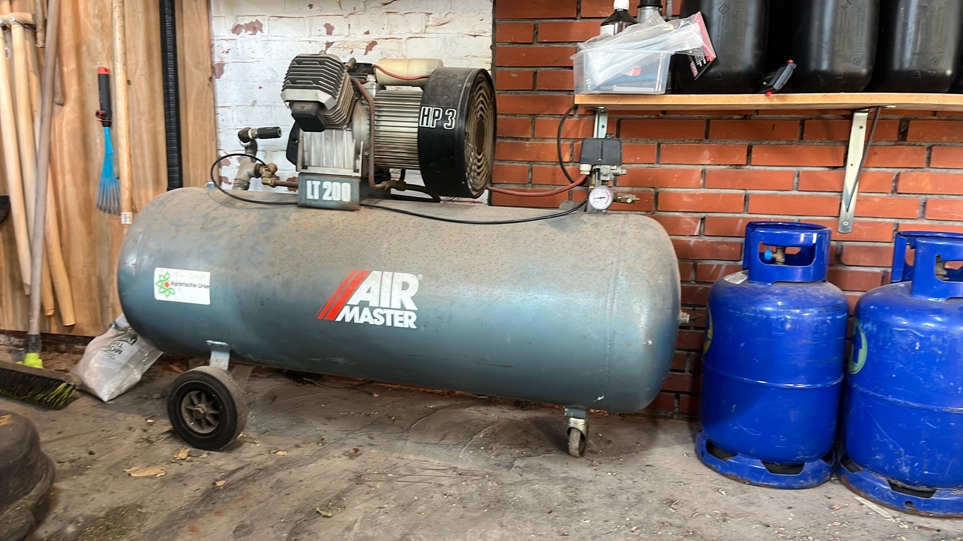 Air Master LT 200 compressor 220V, Ophalen, Gebruikt, Mobiel, 6 tot 10 bar