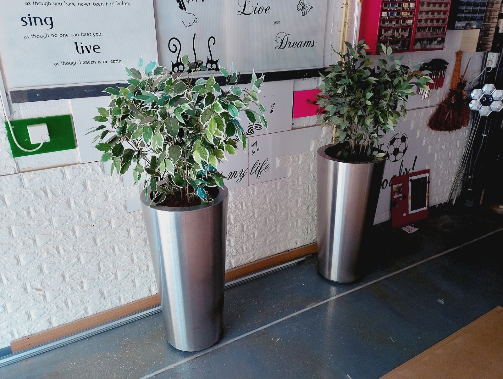 Chroomnikkel plantenzuil met kunstplant (140 cm), Ophalen