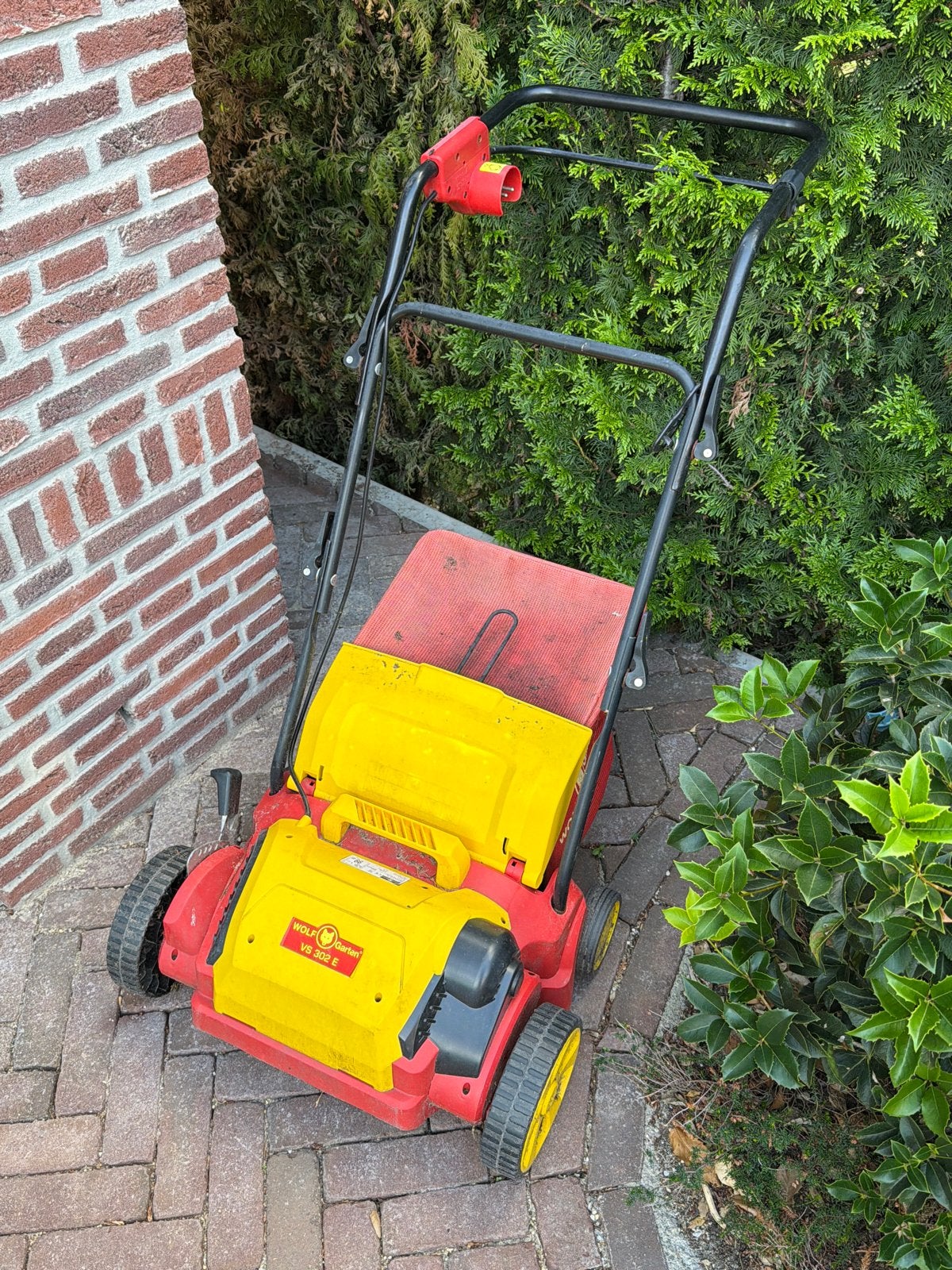 Wolf Garten VS 302 E Verticuteermachine, Tuin en Terras, Grasmaaiers, Ophalen, Gebruikt, Elektrische grasmaaier