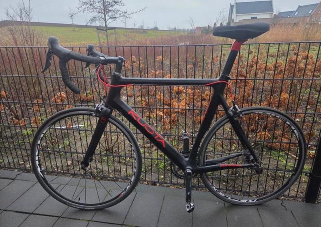 Kuota racefiets - Volledig carbon, 28 inch, Gebruikt, Carbon, Meer dan 20 versnellingen