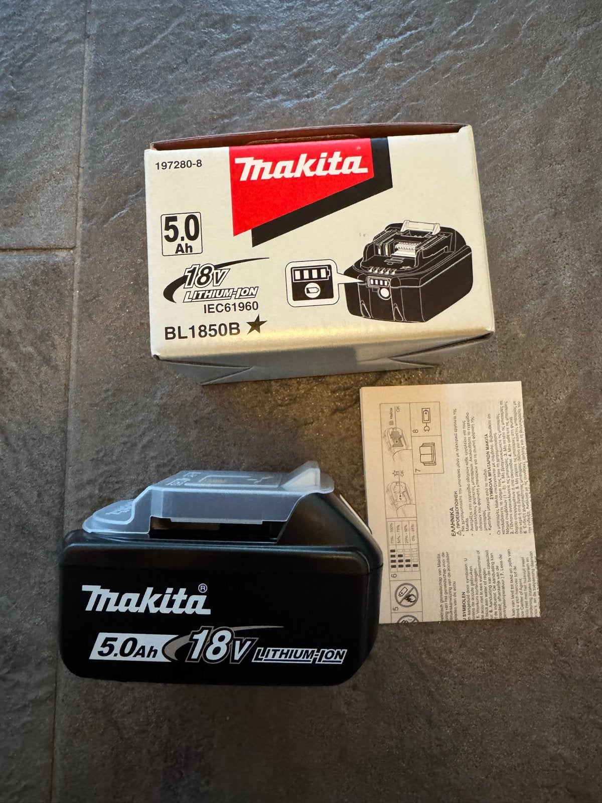 Makita Accu 18V 5.0Ah BL1850B Nieuw in doos, Ophalen of Verzenden, Nieuw