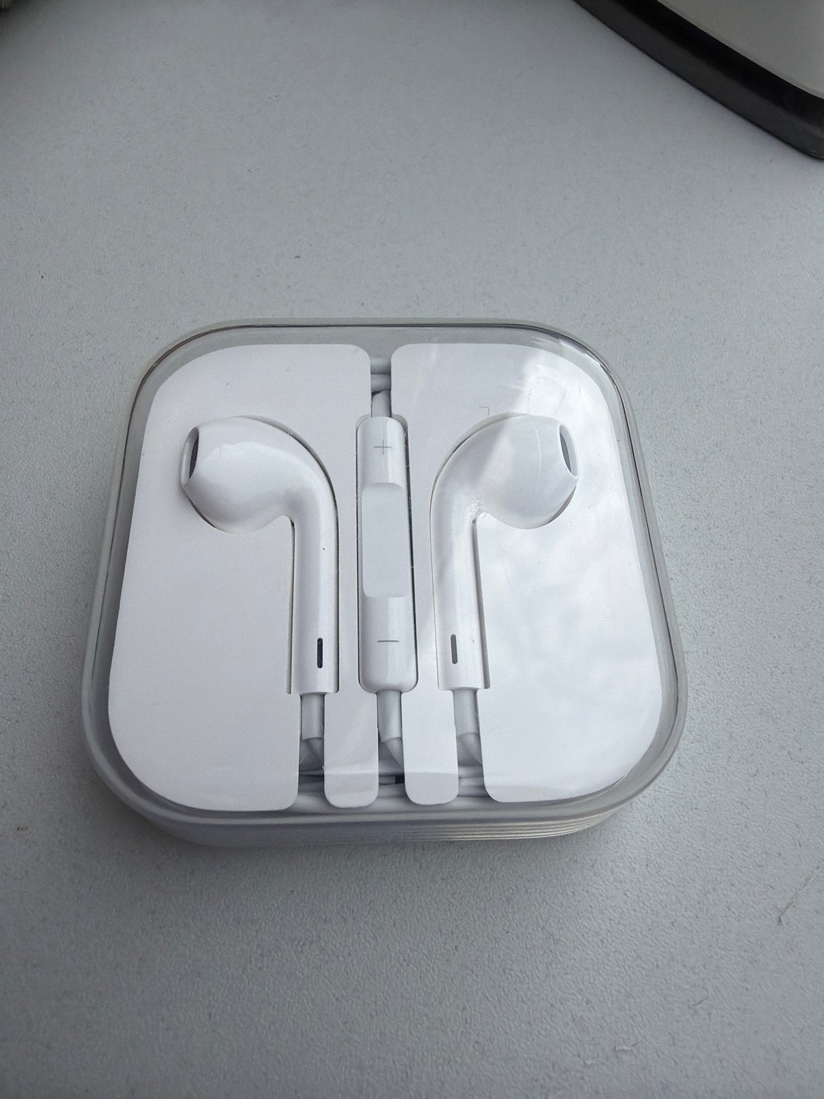 Apple EarPods met 3.5mm koptelefoonaansluiting, In-ear, Ophalen of Verzenden, Zo goed als nieuw, Wit