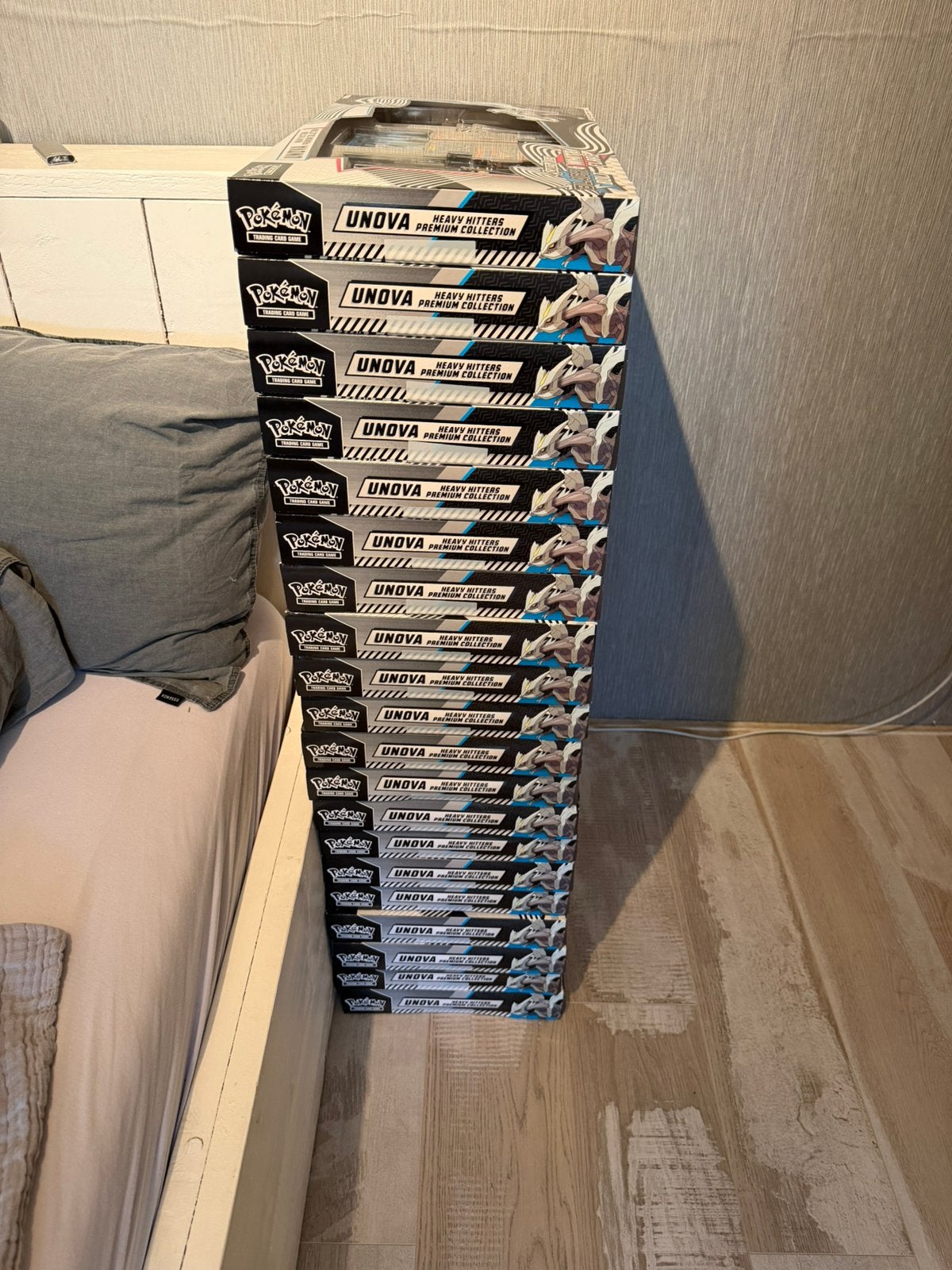 X 7 Pokémon TCG Unova Heavy Hitters Premium Collection, Ophalen of Verzenden, Nieuw, Foil
