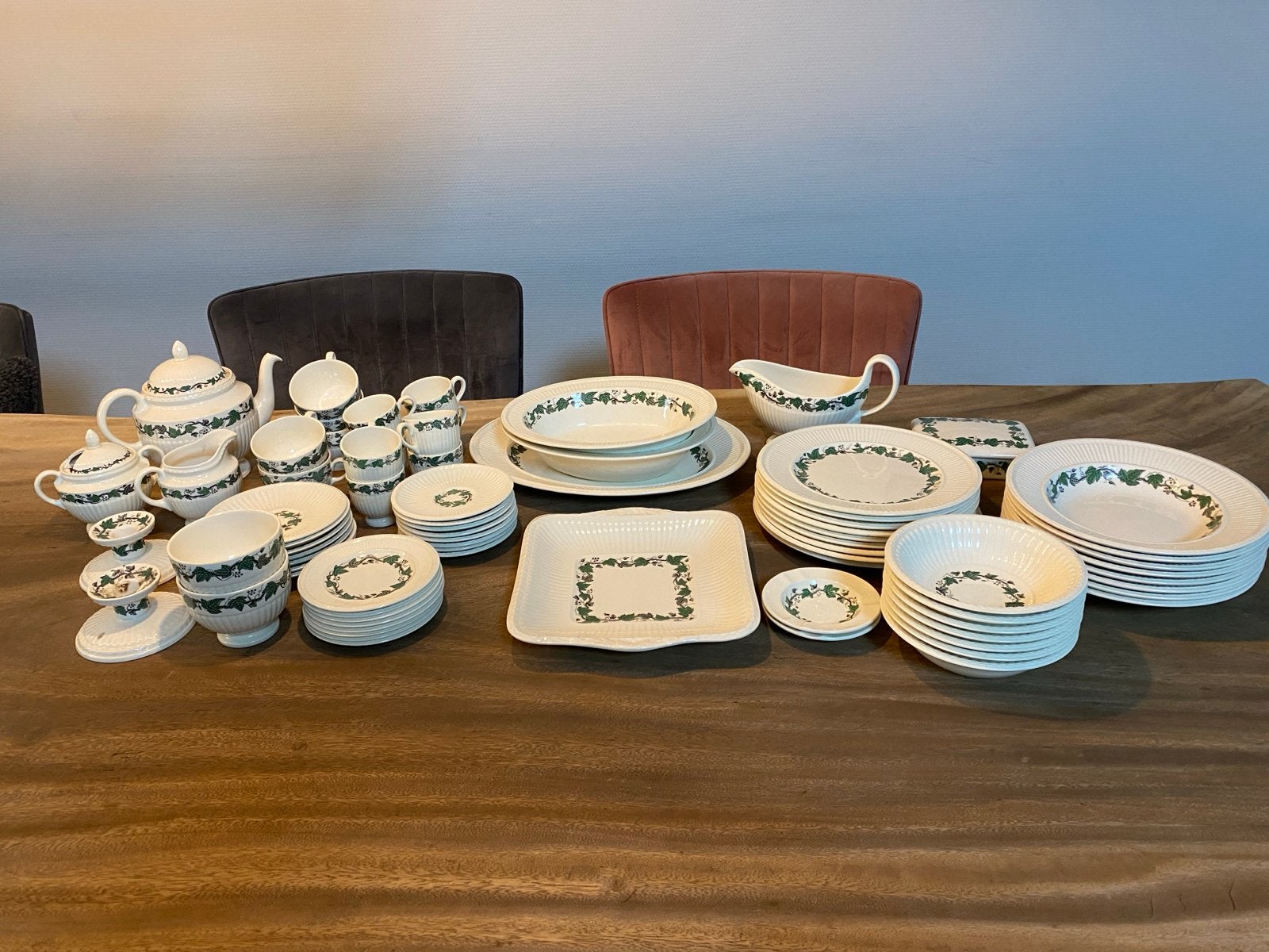 Wedgwood Stratford servies - Uitgebreide set, Ophalen