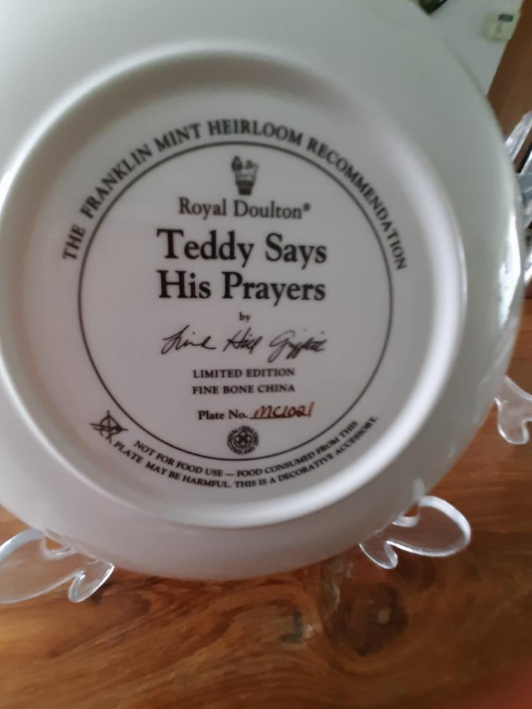 5 Royal Doulton 'Teddy Says His Prayers' sierborden, Antiek en Kunst, Ophalen