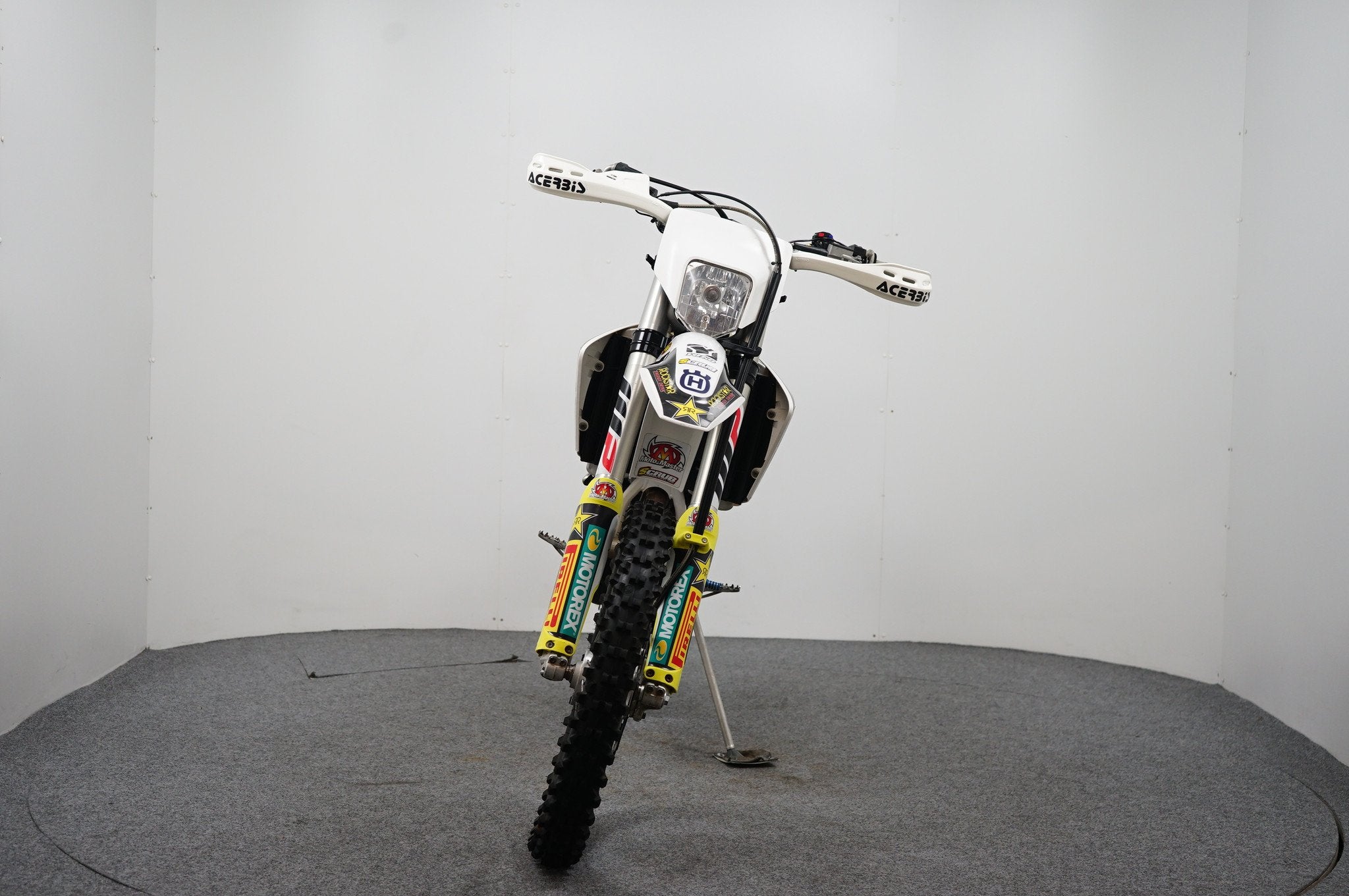 Husqvarna FE 450 (bj 2018), 450 cc, Enduro, 12 t/m 35 kW, Gebruikt