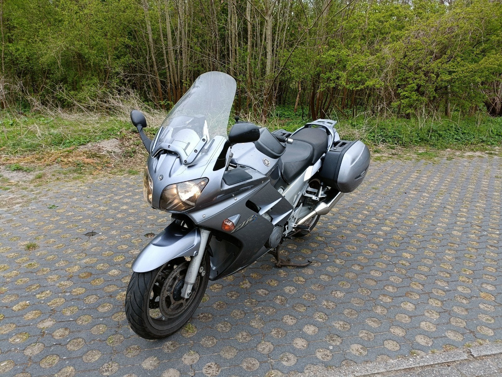 Yamaha FJR1300 Toermotor - Comfortabel en Krachtig, Cardan-aandrijving, 4 cilinders, Motorrijbewijs A, Gebruikt