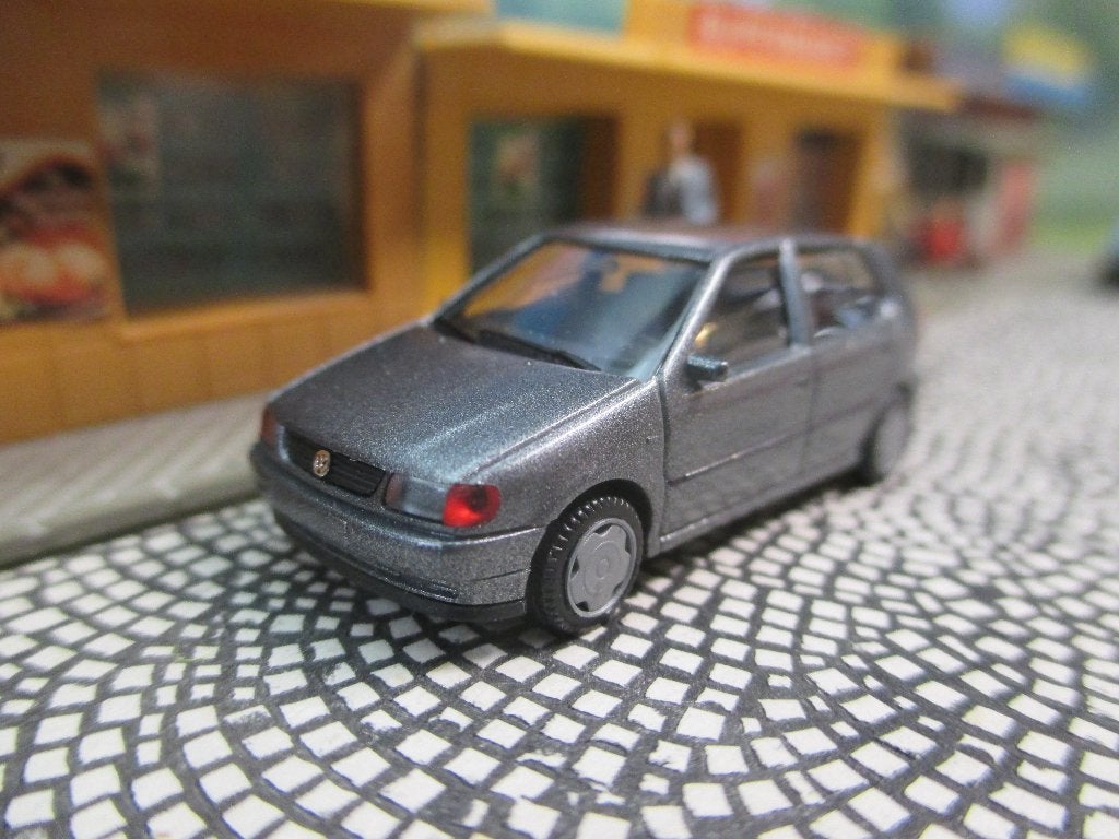 1994 - 2003 VW Polo 6N 5-deurs - Herpa donkergrijs-metallic, Ophalen of Verzenden, Nieuw, Auto, Herpa