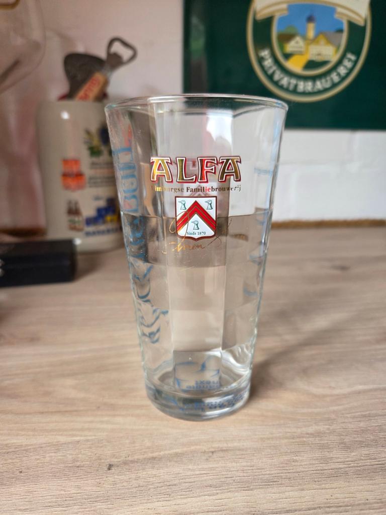 Alfa Krachtig Dort bierglas, Verzamelen, Ophalen, Zo goed als nieuw, Bierglas
