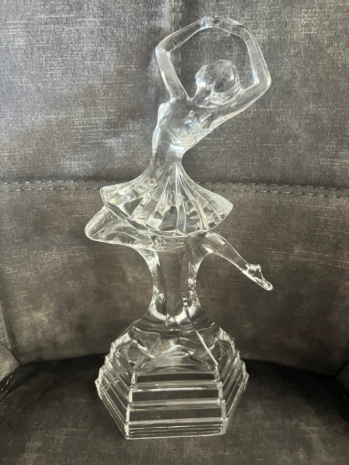 Kristallen Ballerina Beeldje, Ophalen