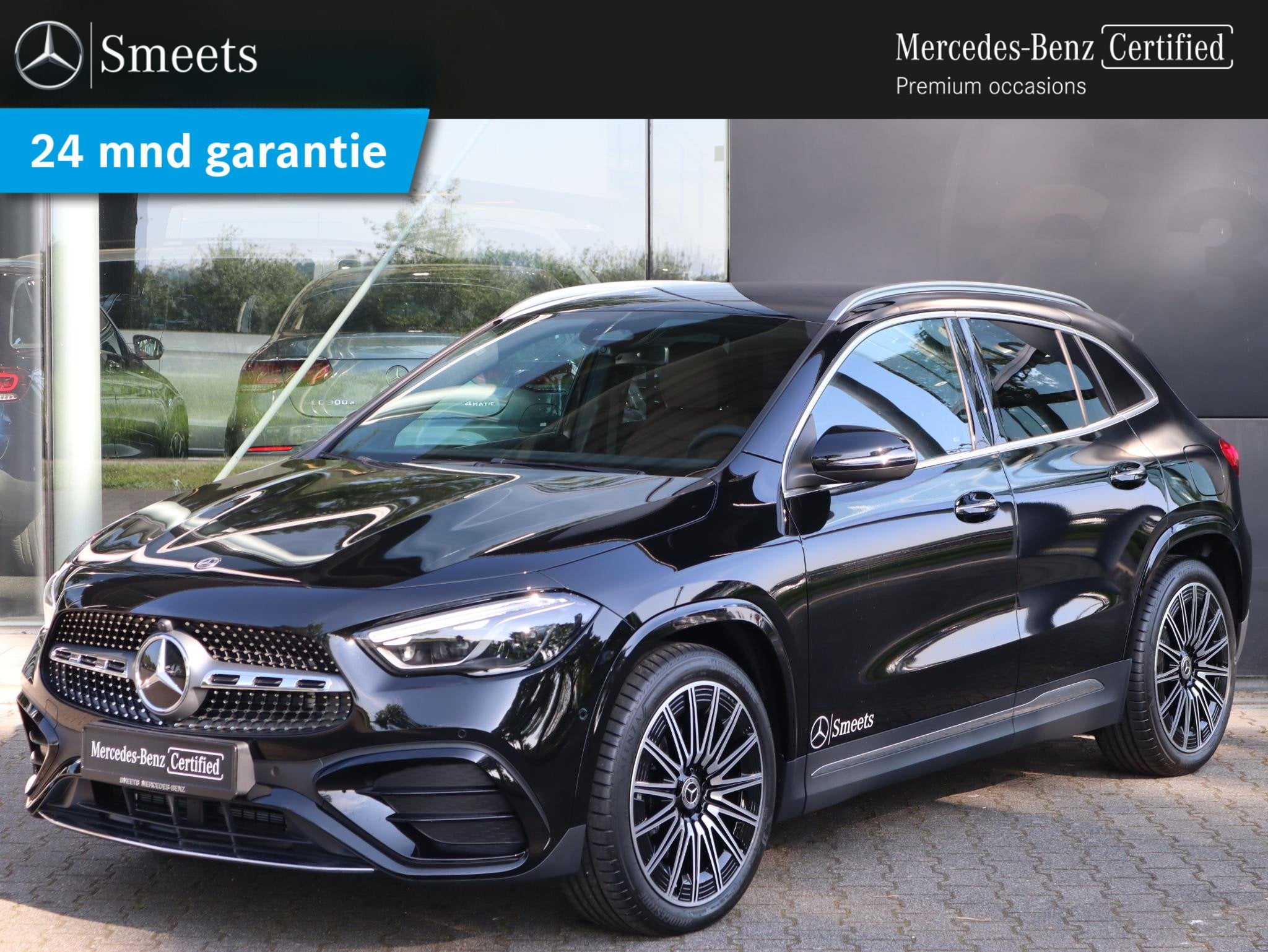 Mercedes-Benz GLA-klasse 180 AMG Line l Keyless l Achteruitr, Dealer onderhouden, Euro 6, 4 cilinders, Zwart