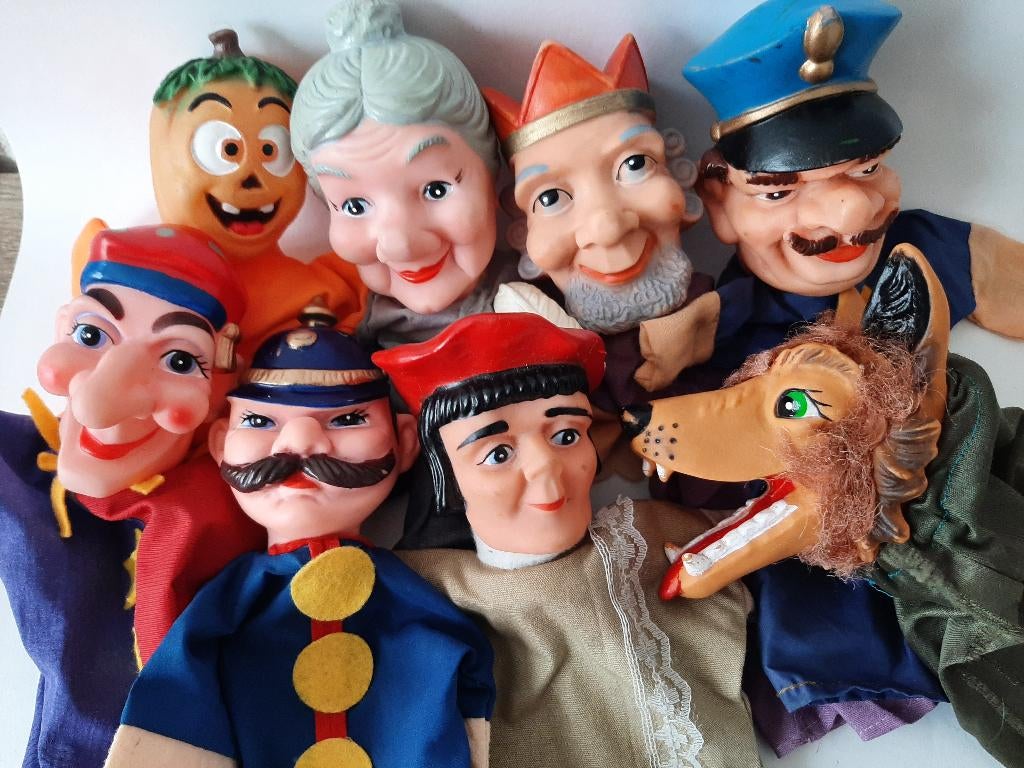 8 oude poppenkastpoppen (498), Antiek en Kunst, Ophalen of Verzenden