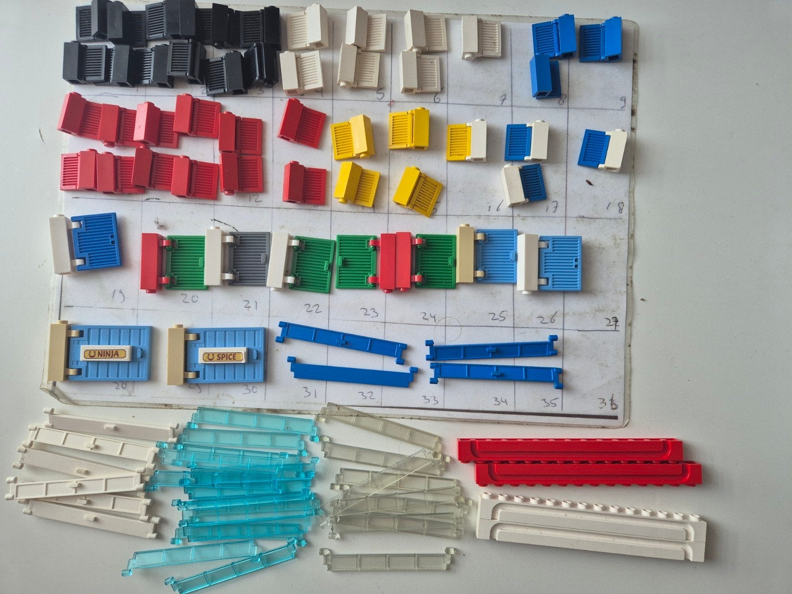 lego shutter city vintage trein garage deur onderdelen raam, Ophalen of Verzenden