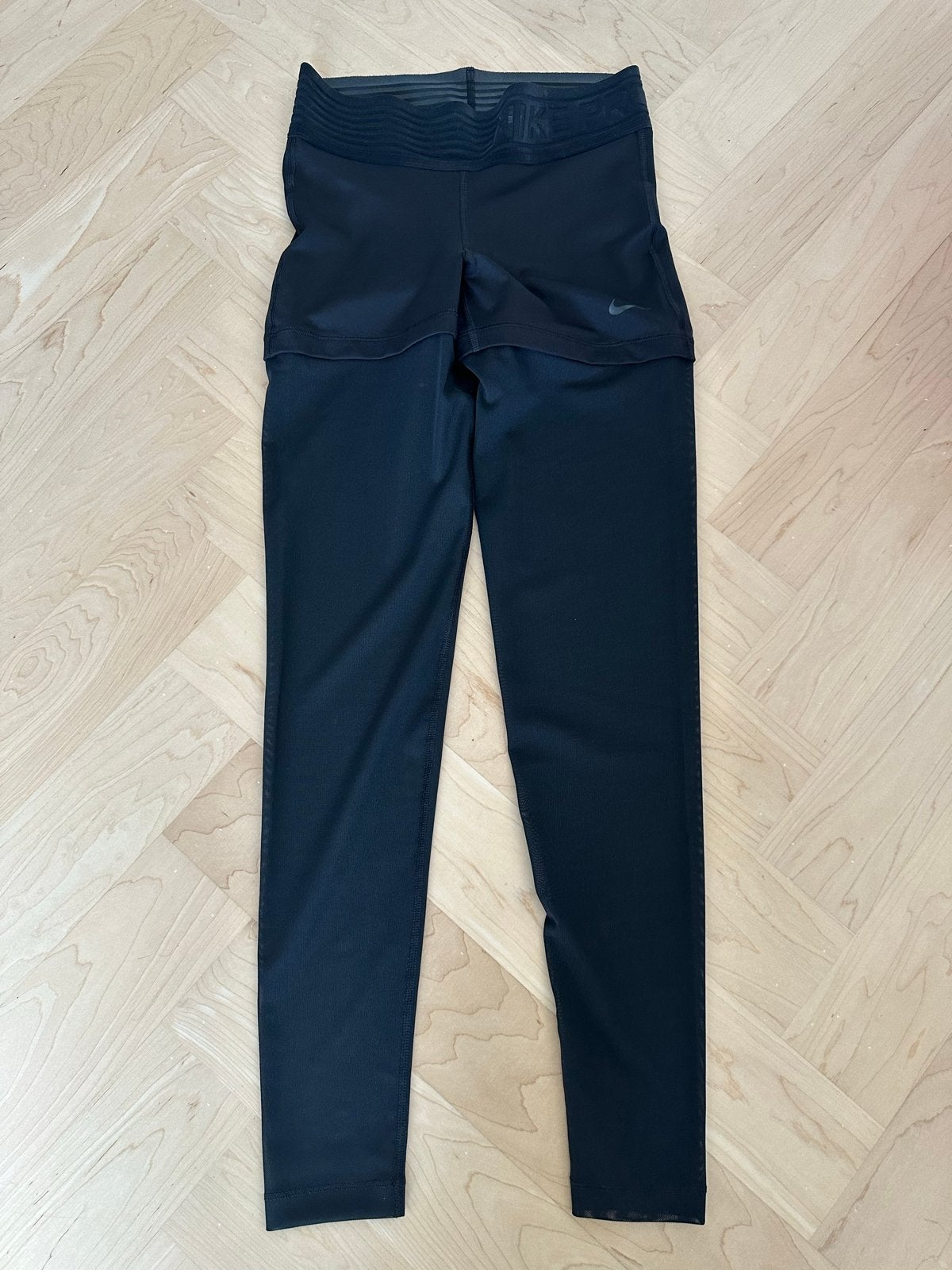 Nike Pro sportlegging met transparante benen - Zwart, maat S, Verzenden, Zwart, Fitness of Aerobics, Maat 36 (S)