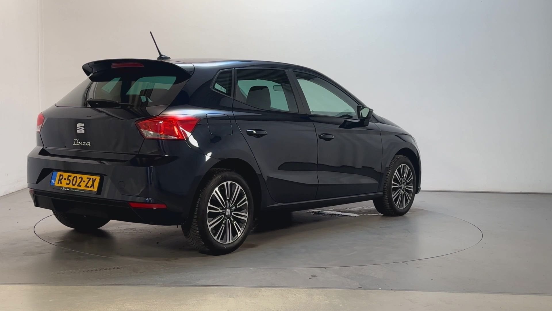 Seat Ibiza 1.0 EcoTSI Style Business Connect Virtual Cockpit, Voorwielaandrijving, Dealer onderhouden, Stof, 95 pk