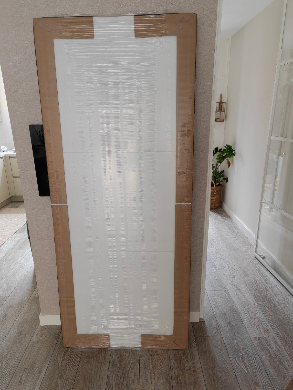 Nieuwe opdekdeur wit 83x201 cm linksdraaiend


Nieuwe opdekd, Ophalen, Nieuw