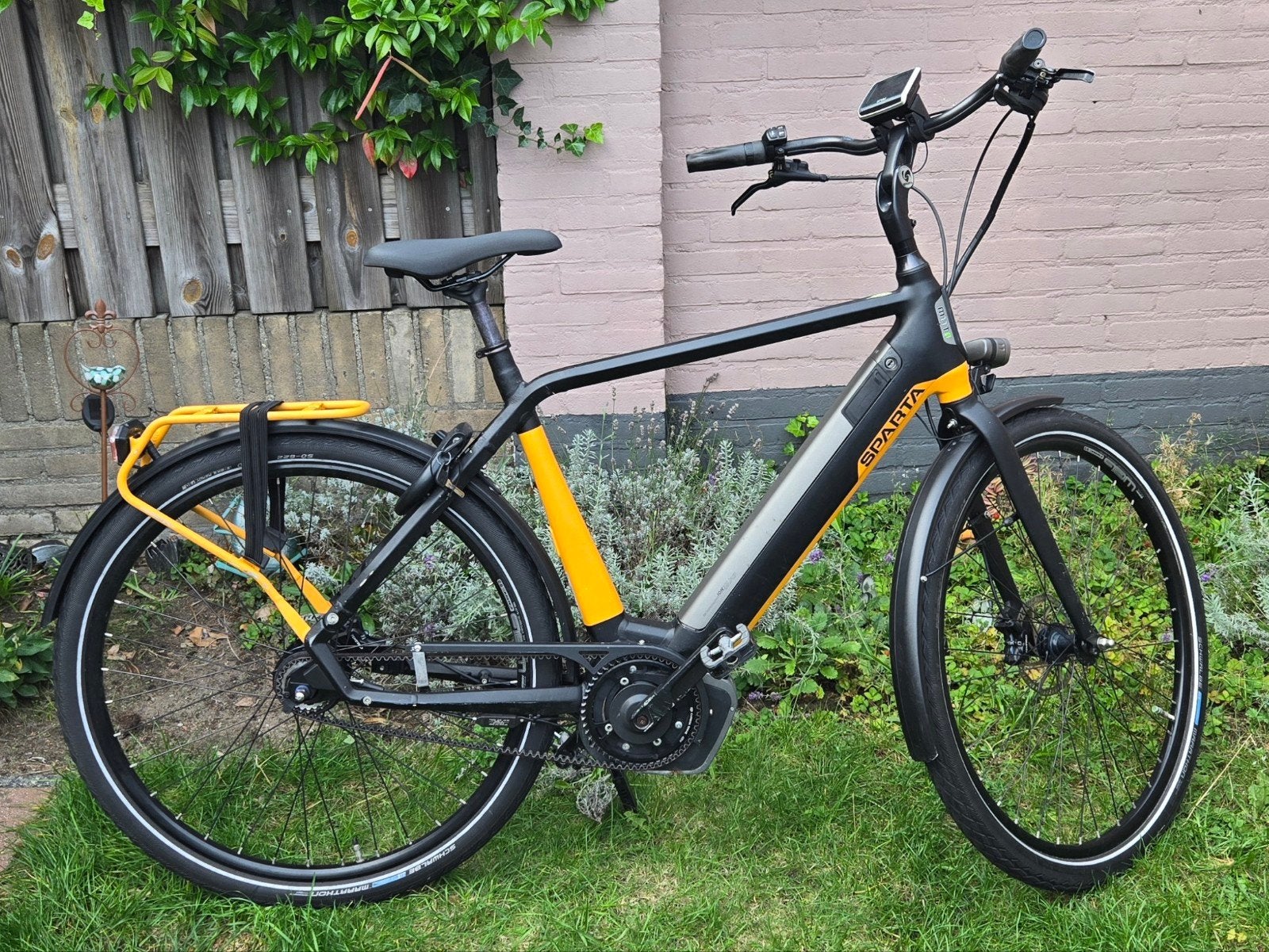 Sparta M11Ti nieuwe accu, 57cm frame, Ophalen, Sparta, Zo goed als nieuw, 50 km per accu of meer