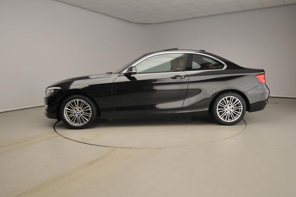BMW 2 Serie Coupé 218i Automaat / Schuifdak / Leder / Sport, Auto's, BMW, Automaat, 4 stoelen, Zwart, 3 cilinders
