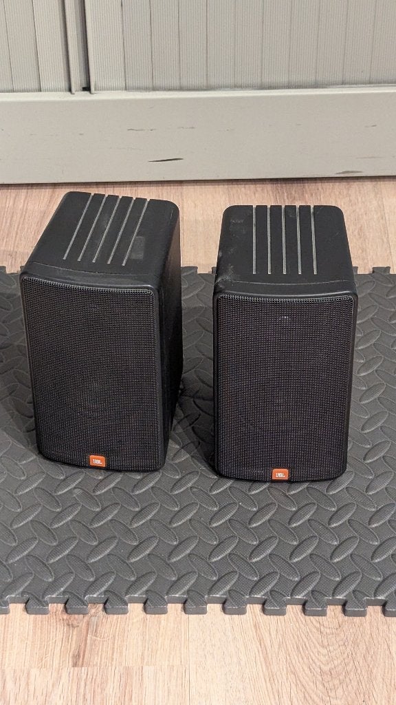 2x JBL ESC 200 luidsprekers, Gebruikt, JBL, Ophalen of Verzenden, Geschikt voor surround/home cinema