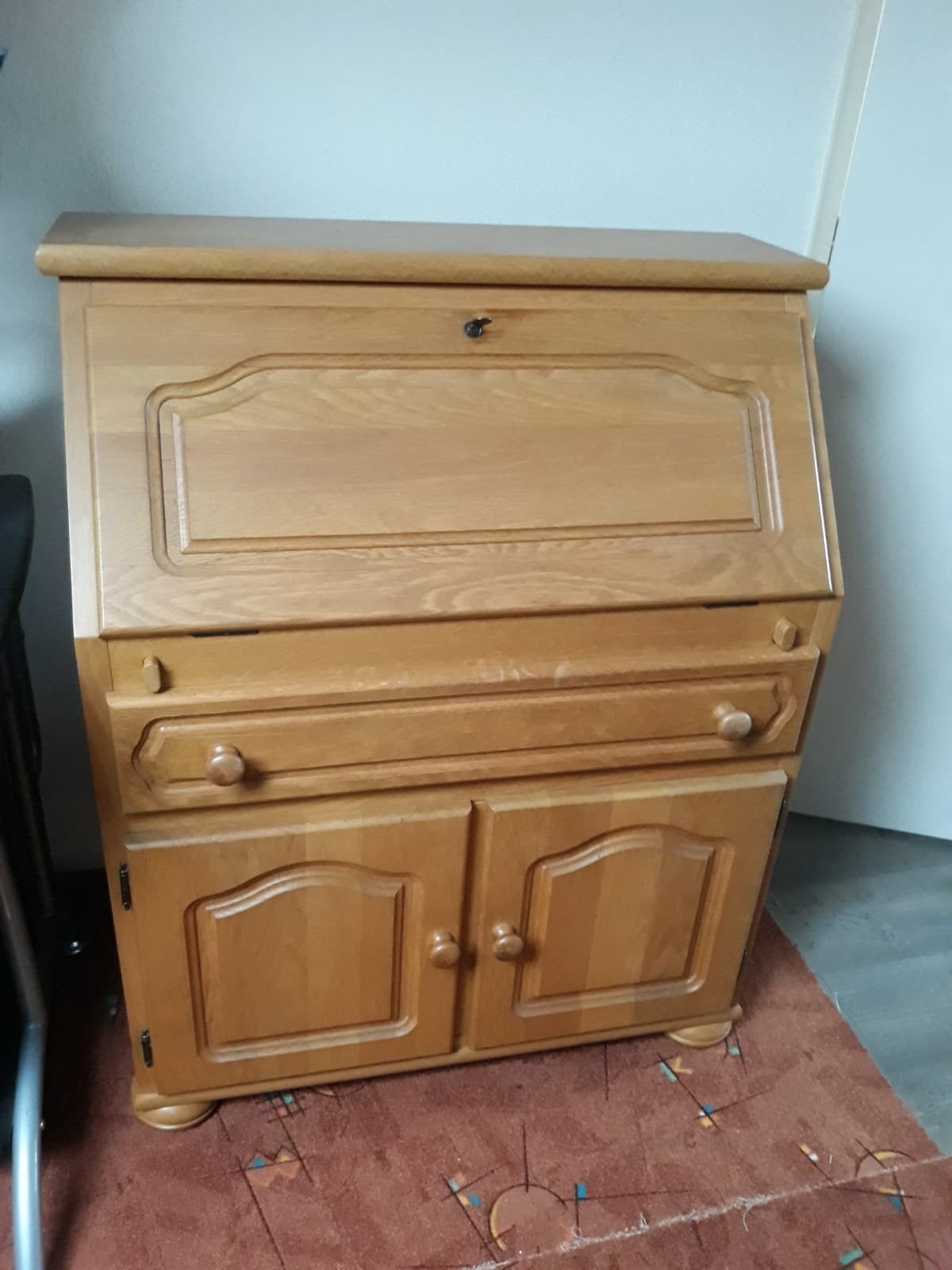 Secretaris kast antique, Ophalen, Zo goed als nieuw