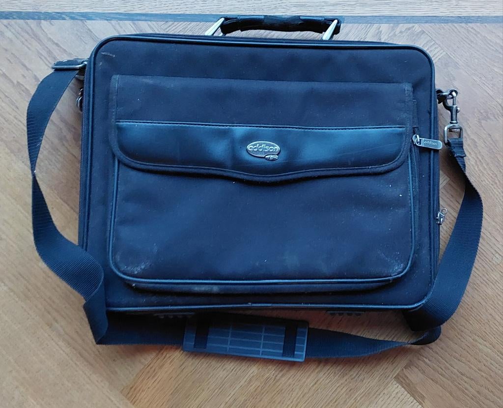 Addison Laptoptas Zwart - 15 inch, Gevoerd laptopvak, 15 inch, Ophalen of Verzenden, Zo goed als nieuw