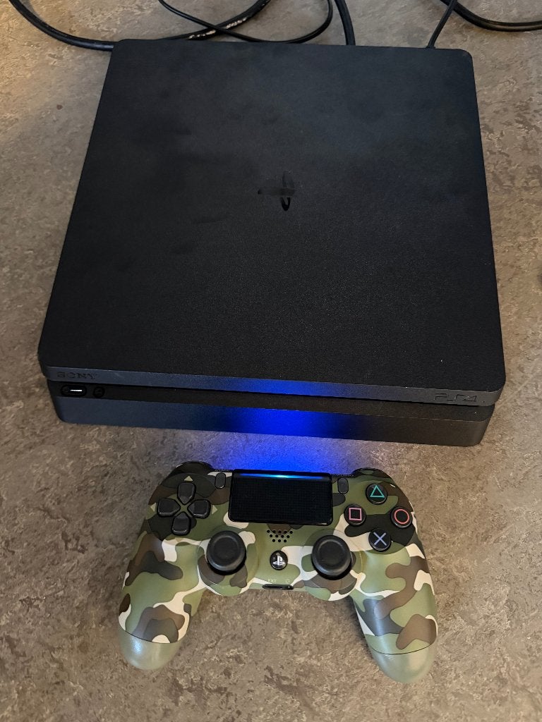 Ps4, Ophalen, Zo goed als nieuw, Met 1 controller, Slim