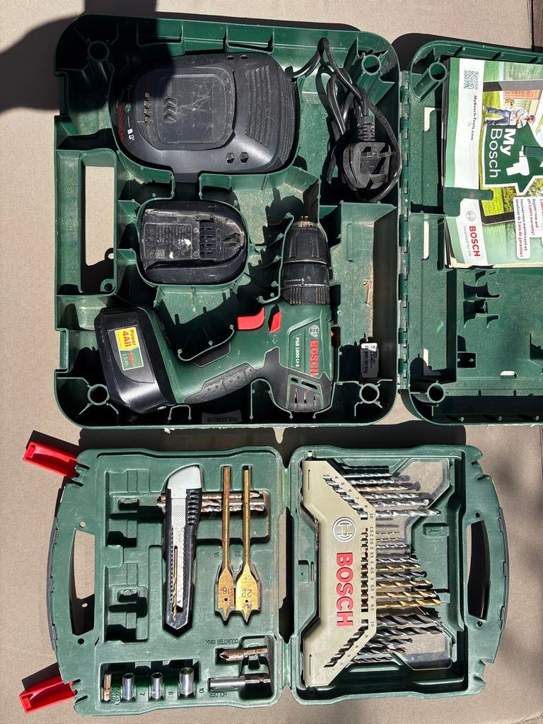 Bosch PSB 1800 LI-2 Accuboormachine + bitset (2 accu's), Gebruikt, Ophalen of Verzenden, Boor- en Schroefmachine, Minder dan 400 watt