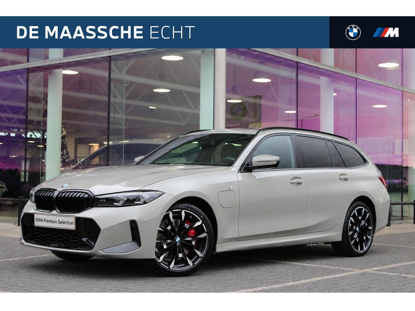 BMW 3 Serie Touring 330e M Sport Automaat / Panoramadak / Tr