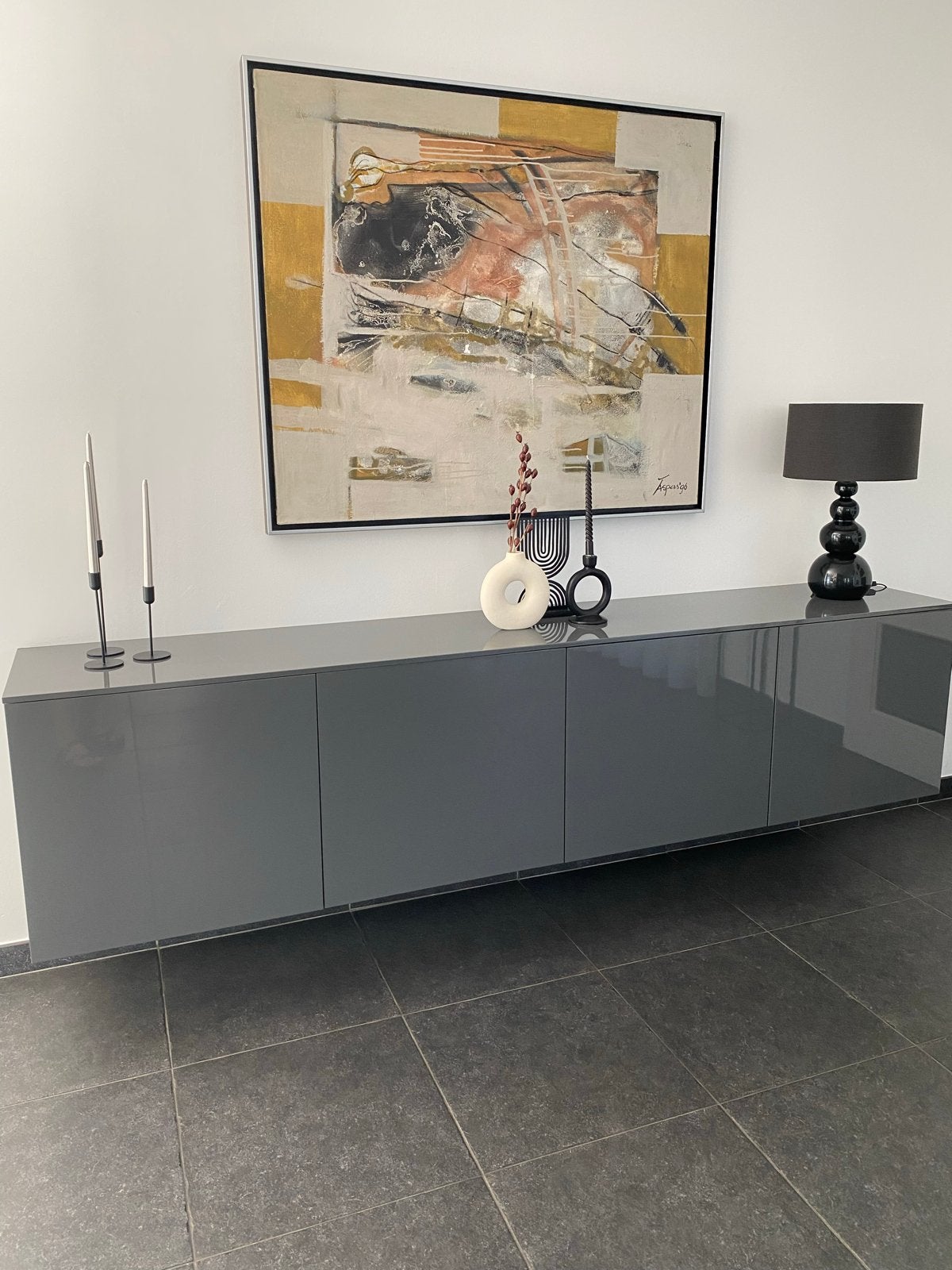 Grijze hoogglans dressoir 240x57x43 cm, Ophalen, Overige materialen, Gebruikt, 200 cm of meer