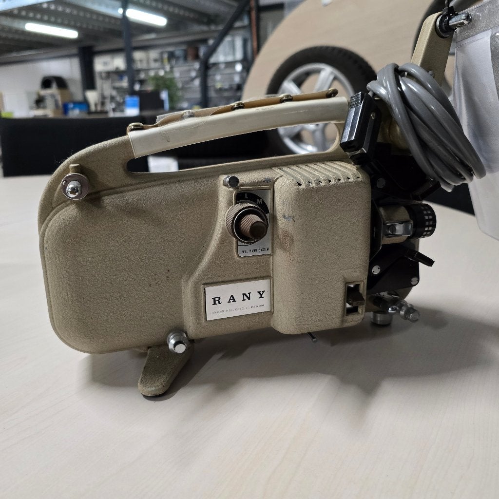 Rany 8 mm projector - vintage model, Verzamelen, Fotografica en Filmapparatuur, Ophalen, 1960 tot 1980, Projector