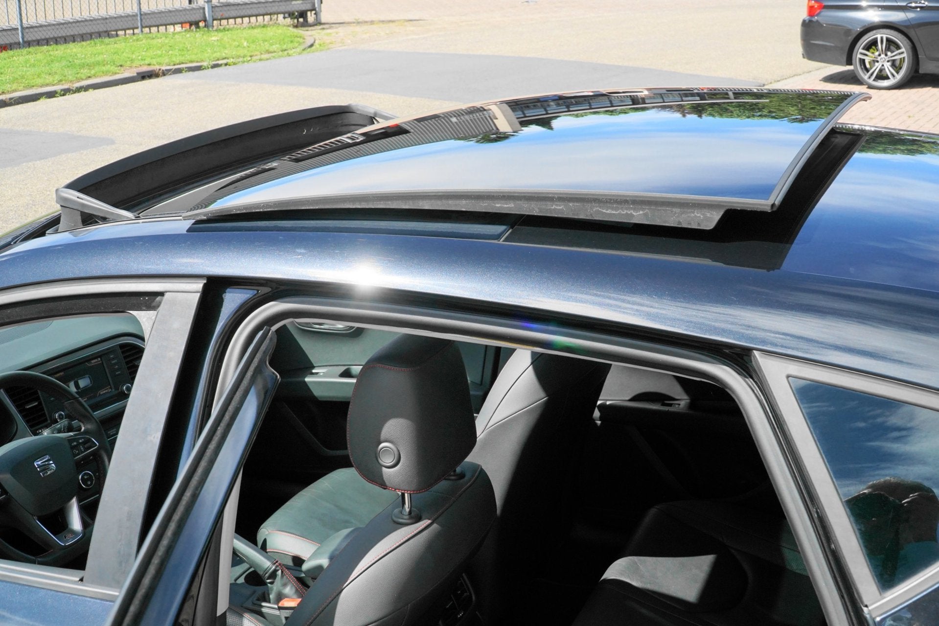 Seat Leon 1.4 TSI FR Business PANO NAVI, Voorwielaandrijving, Gebruikt, Zwart, 4 cilinders