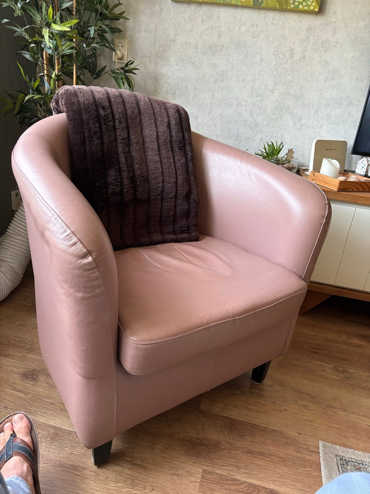 Schitterende lederen fauteuil - snel ophalen!, Ophalen, Gebruikt, Leer, 75 tot 100 cm