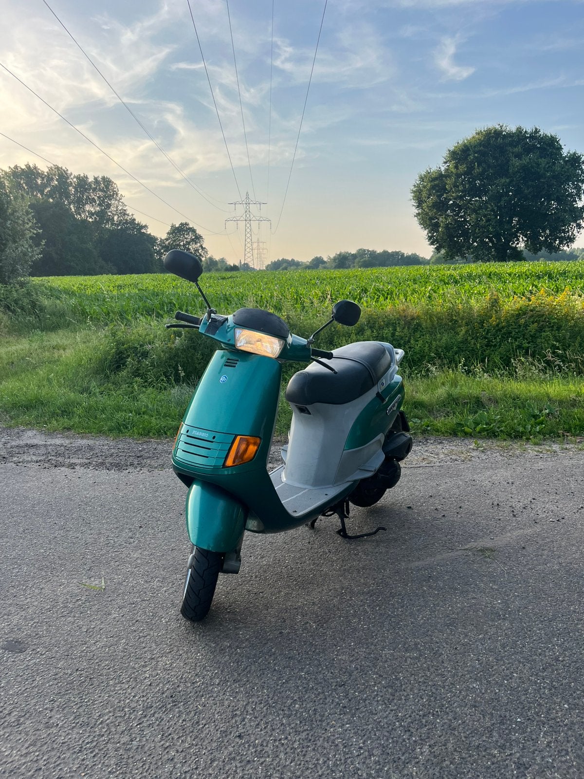 Piaggio skipper 125cc, Fietsen en Brommers, Scooters | Piaggio, Ophalen of Verzenden, Zo goed als nieuw, Benzine, Overige modellen