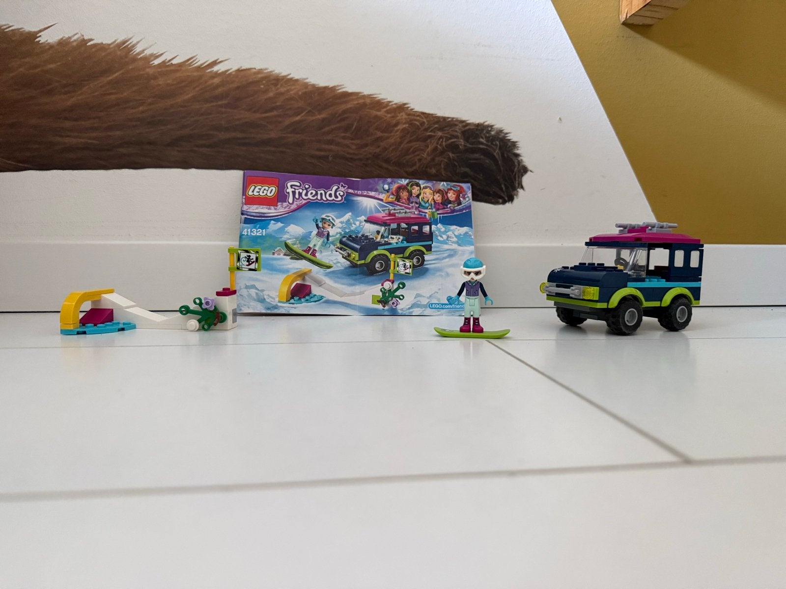 Lego Friends Snowboard 41321 Wintersport terreinwagen, Ophalen of Verzenden, Zo goed als nieuw, Overige merken