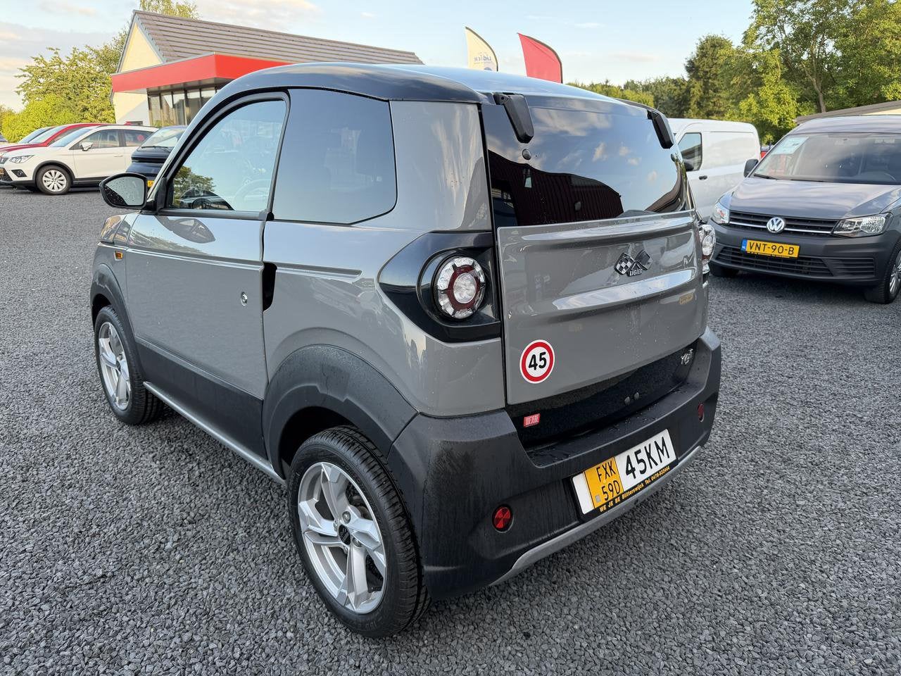 Ligier Myli EV R.EBEL 12KWH EDITION 100% ELEKTRISCH, Auto's, Euro 5, 8 pk, Gebruikt, Zwart