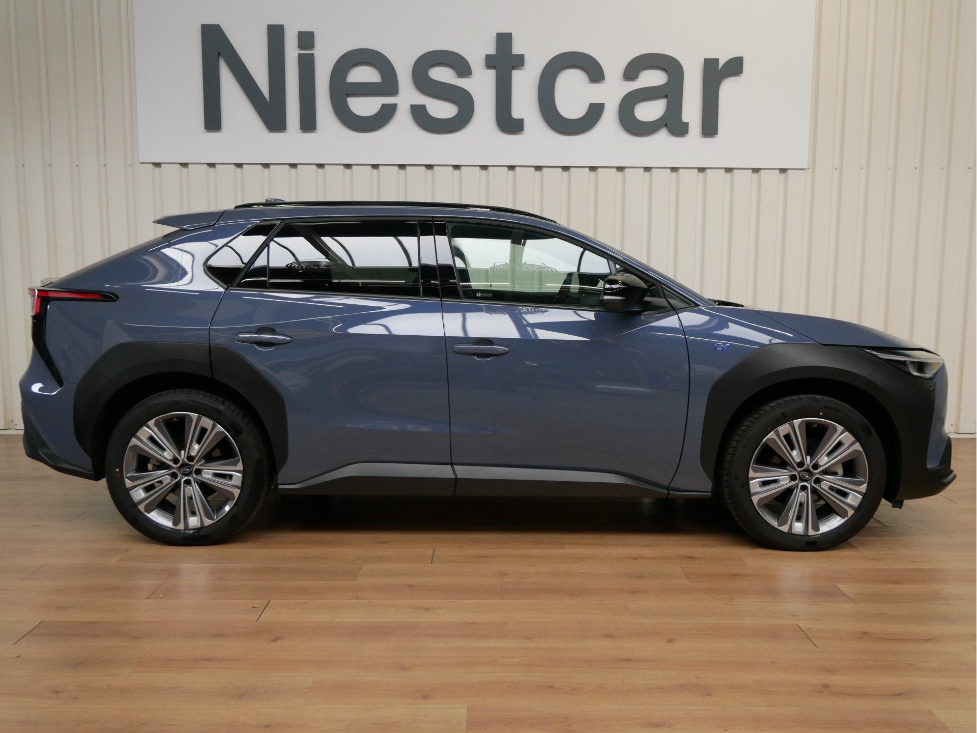 Subaru SOLTERRA Sky Package 71 kWh (bj 2025, automaat), Auto's, Automaat, Gebruikt, 71 kWh, Blauw