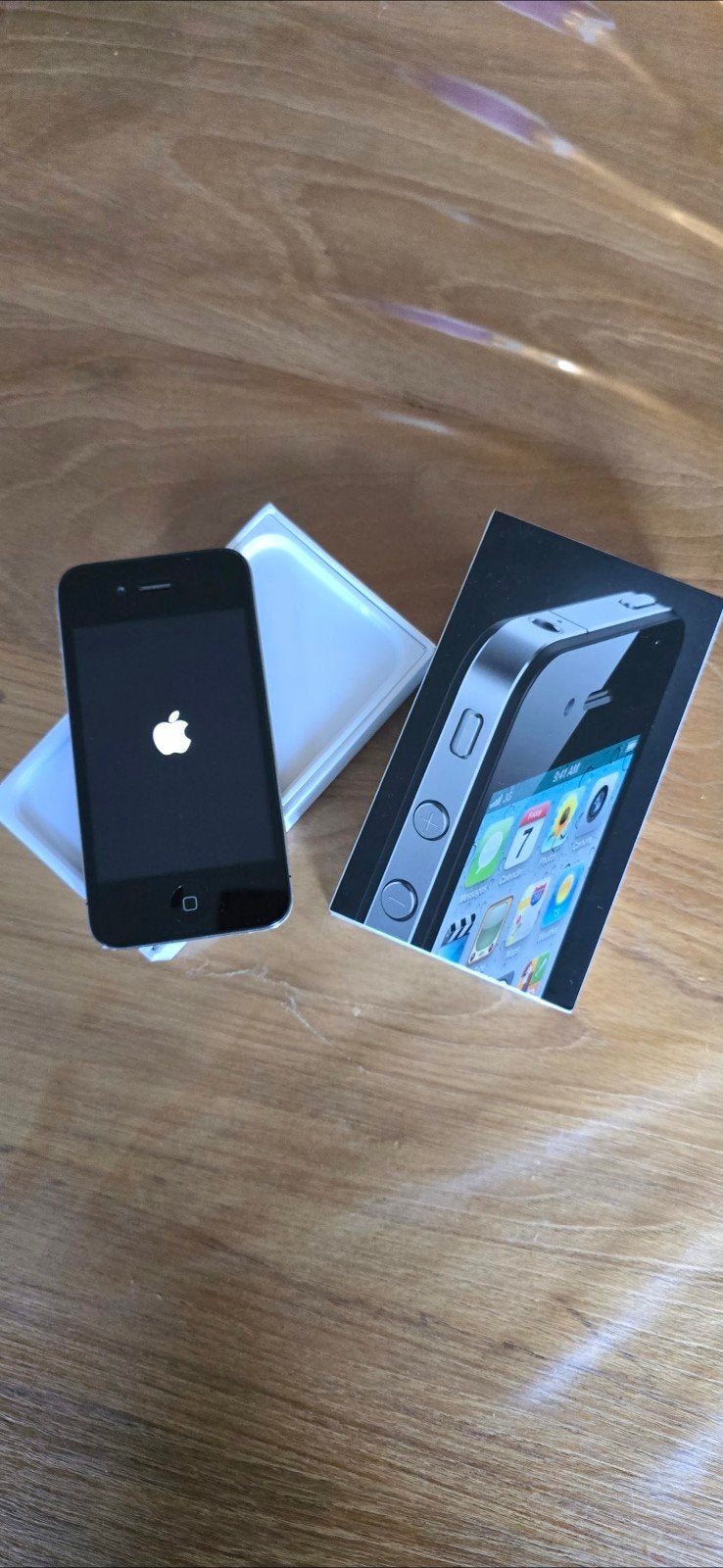 iPhone 4 zgan en compleet, collectors item!, Telecommunicatie, Mobiele telefoons | Apple iPhone, 16 GB, Zwart, Ophalen of Verzenden