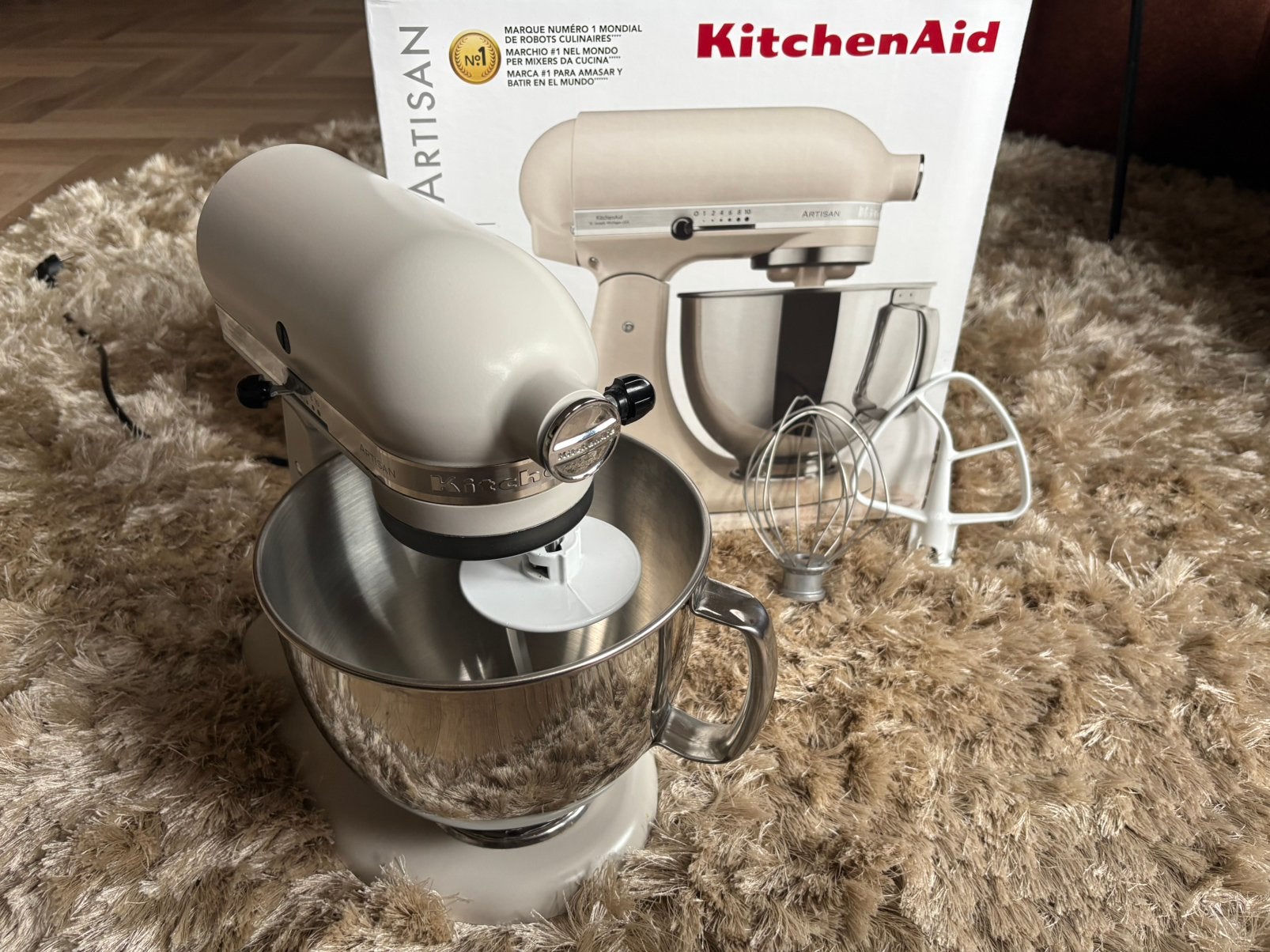 Kitchenaid Artisan 4,8L - Zo goed als nieuw - Matte Milkshak, 4 liter of meer, Ophalen of Verzenden, Zo goed als nieuw, 3 snelheden of meer