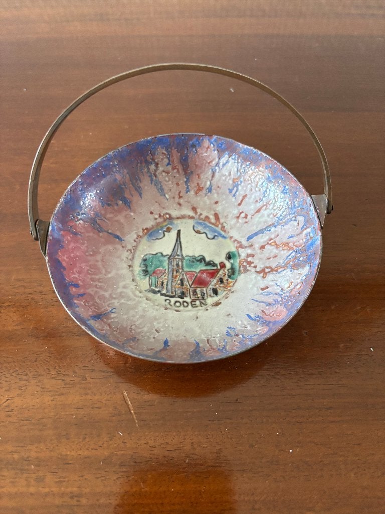Vintage emaille / messing schaaltje met decoratie Roden., Ophalen of Verzenden