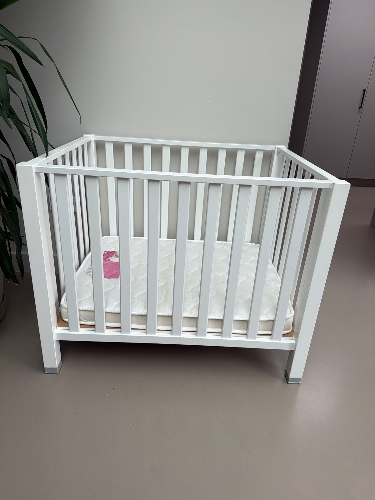 Bopita Box met wieltjes en incl matras & boxkleed jollein, Ophalen, Gebruikt, Boxkleed