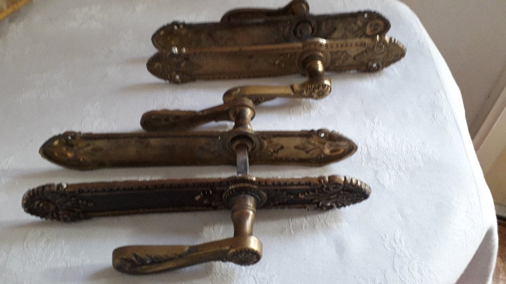 2X STEL ANTIEK MESSING  DEURBESLAG, Ophalen of Verzenden, Gebruikt, Koper of Messing, Klink of Kruk