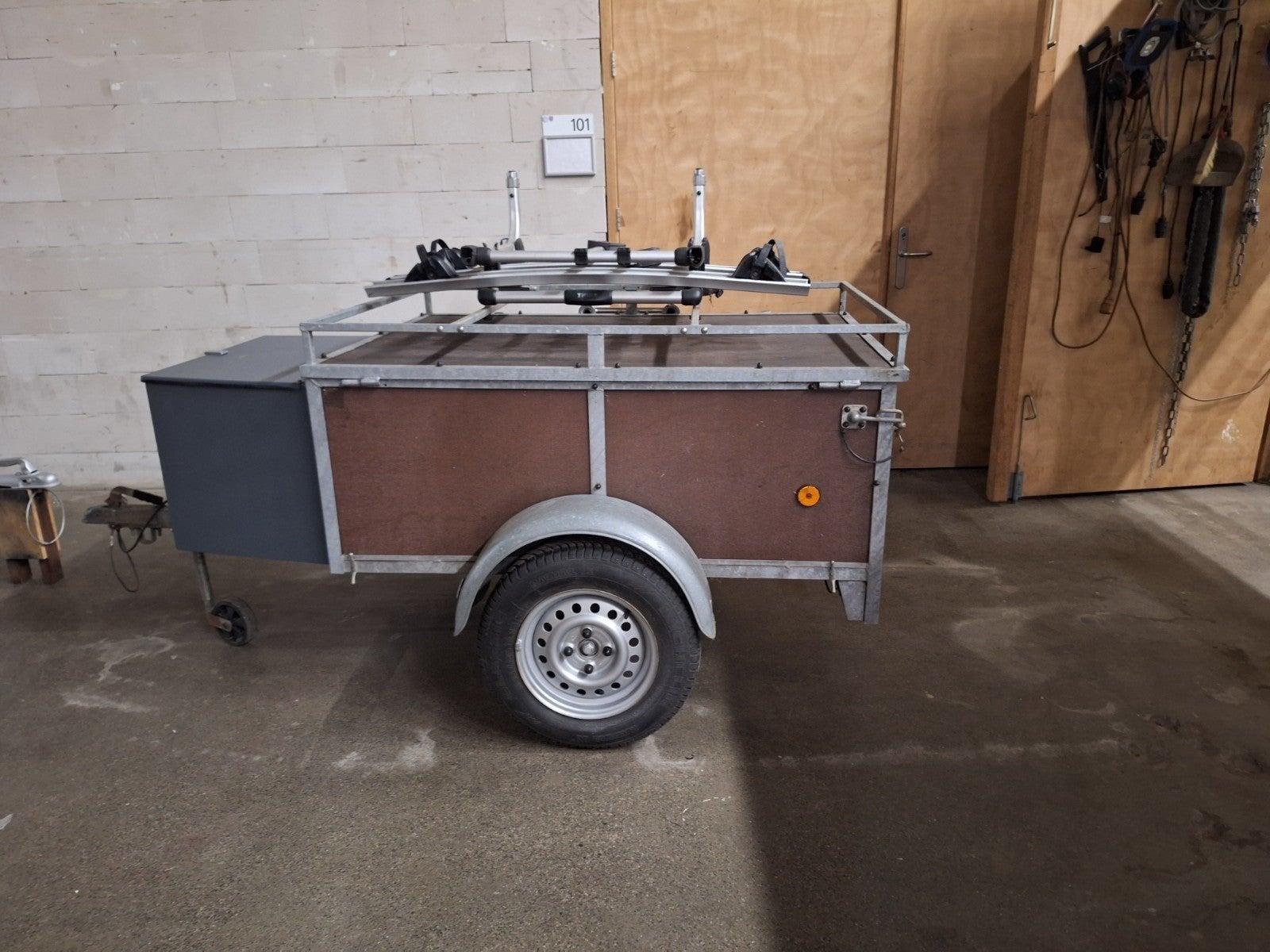Grote Bagagewagen met disselkist., Auto diversen, Aanhangers en Bagagewagens, Ophalen of Verzenden, Zo goed als nieuw