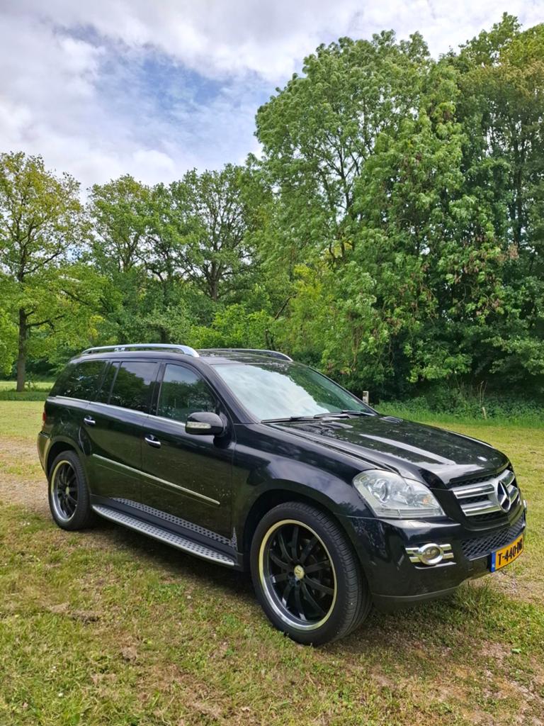 Mercedes-Benz Mercedes 2009 Zwart, Auto's, Automaat, 5461 cc, 7 stoelen, Zwart