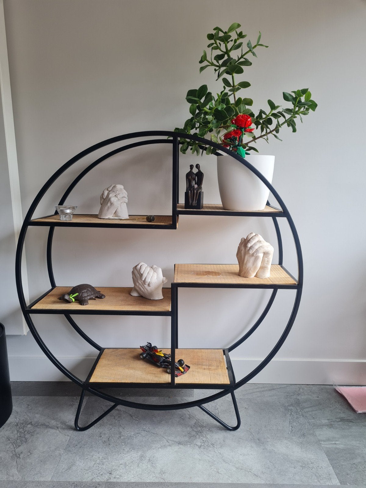 rond wandrek, kast, wandkast, Ophalen of Verzenden