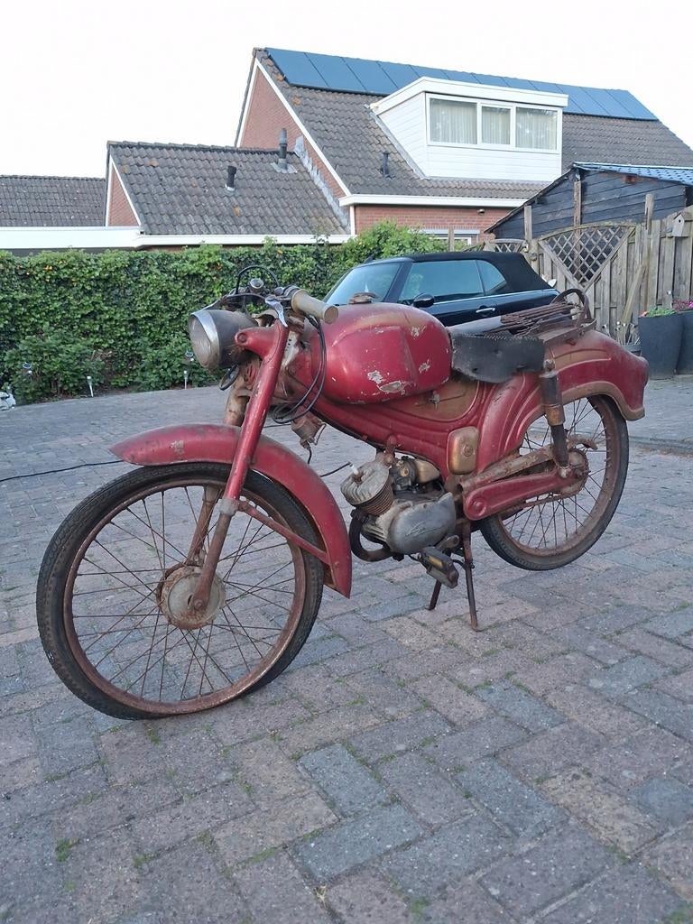 Te koop een unieke  brommer een beta met een minarelli  blok, Fietsen en Brommers, Brommers | Oldtimers, Ophalen, Overige merken