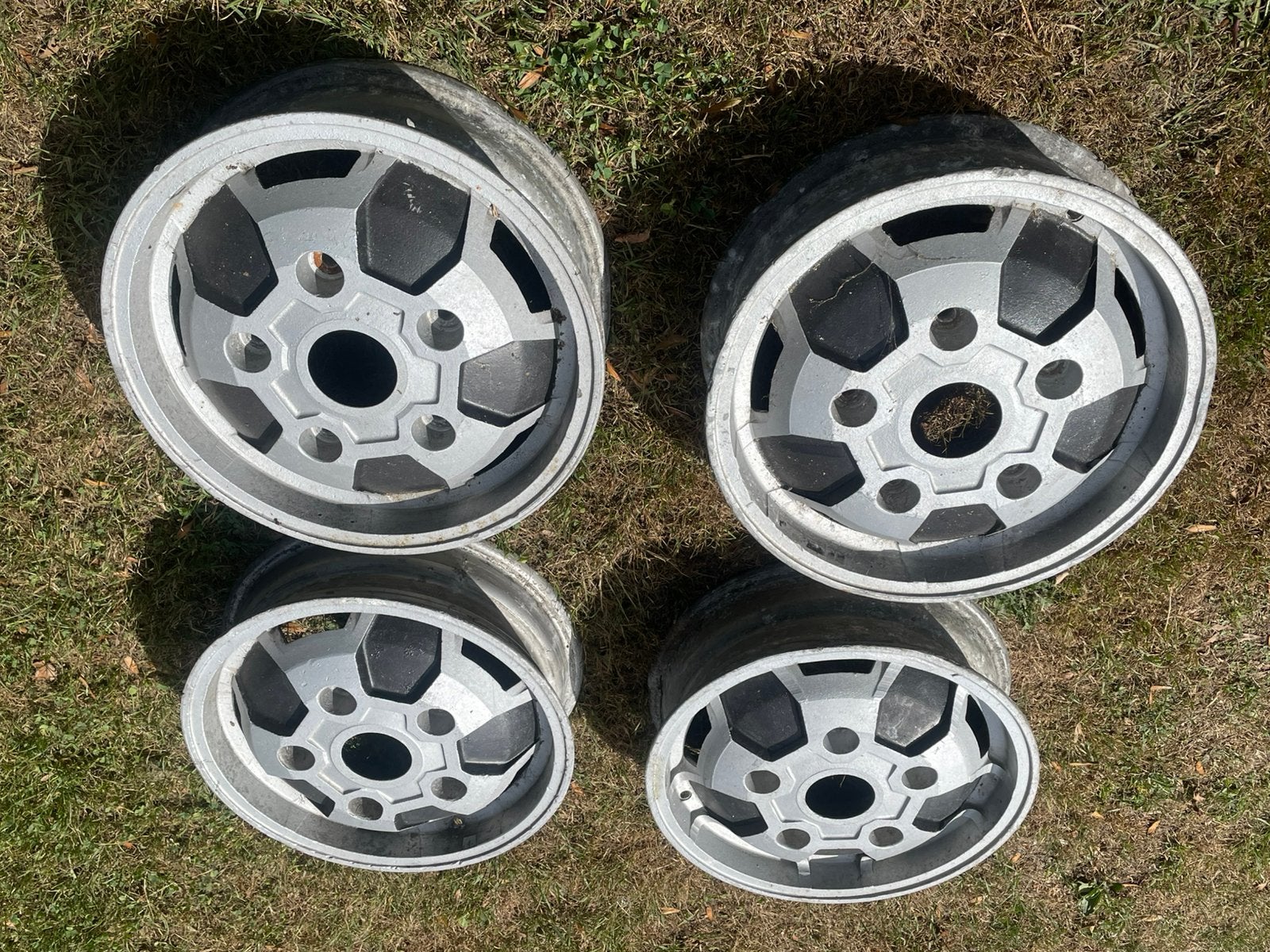 Saab 95 96 Sonett soccerball velgen, Ophalen, Gebruikt, 15 inch, Velg(en)