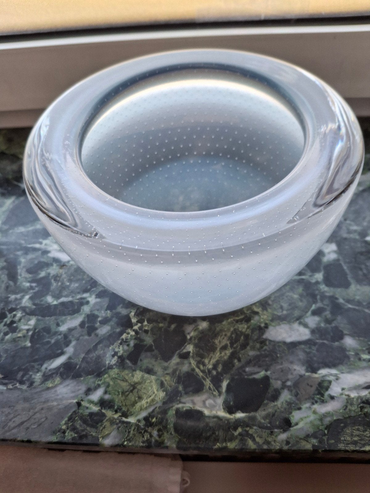Vaas opaline spijkerglas afmeting 16cm bij 20 cm, Ophalen